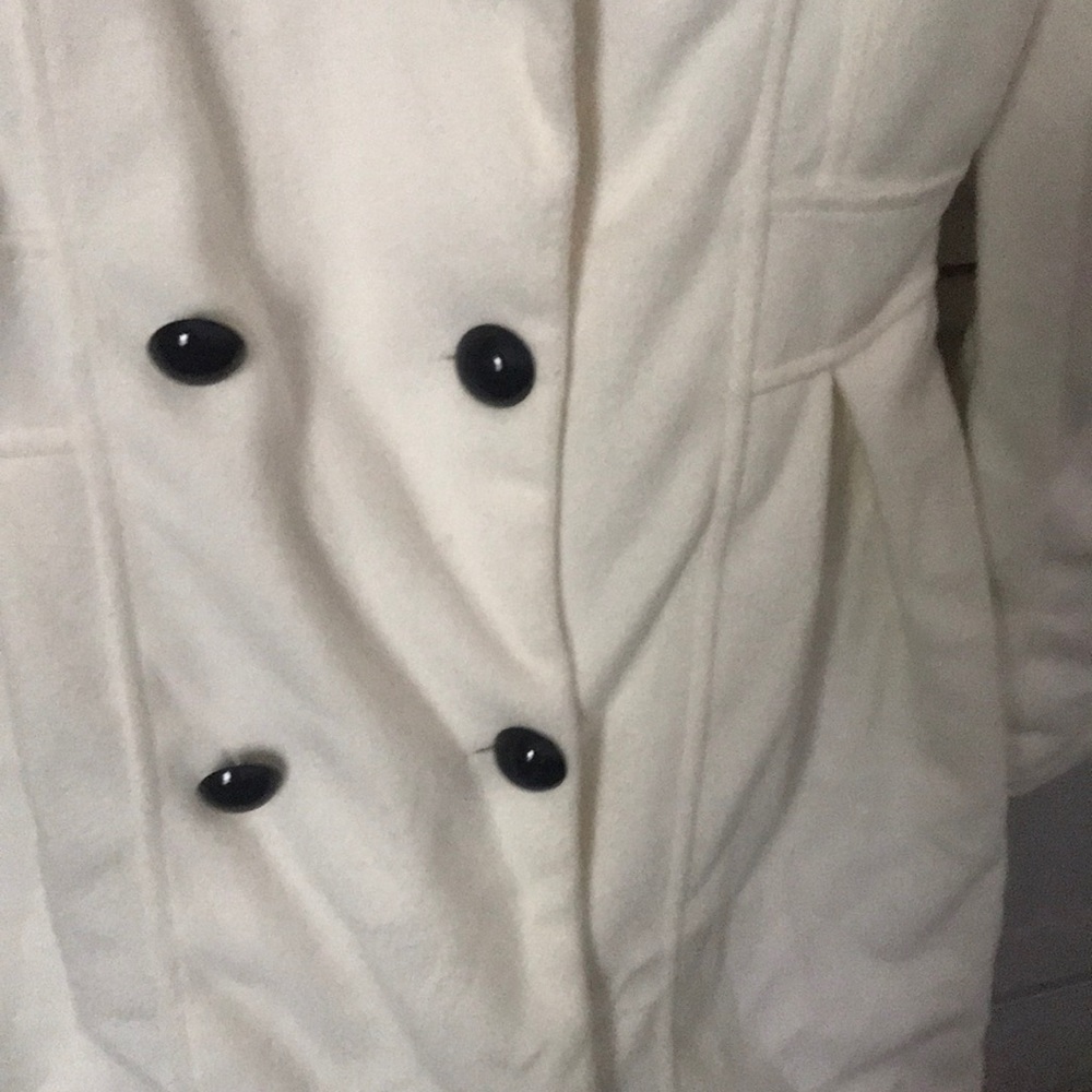 Coat - Picture 2 of 3